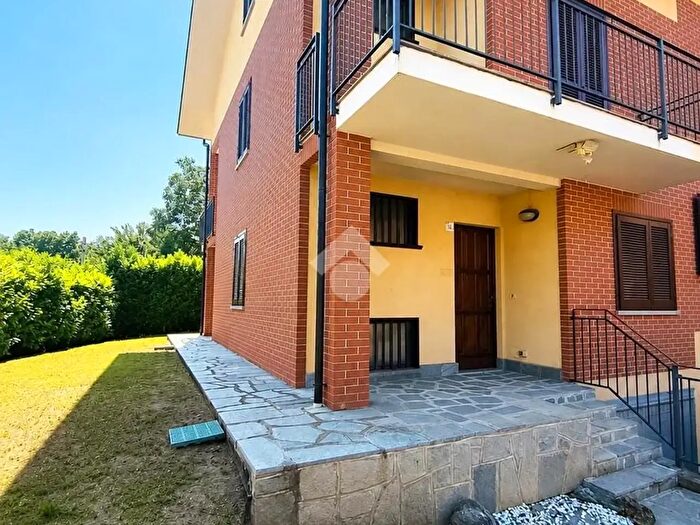 Casa con 6 locali in vendita in Via Monte Pirchiriano, Avigliana