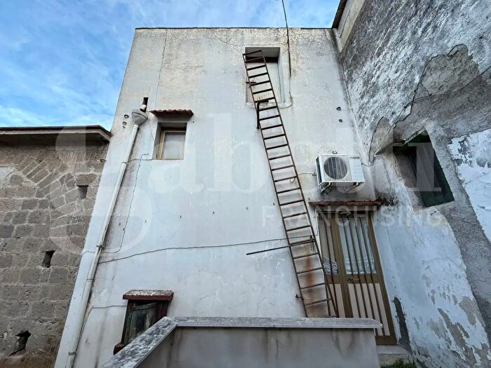 Appartamento monolocale in vendita in Via Piccolomini dAragona, Nocera Inferiore