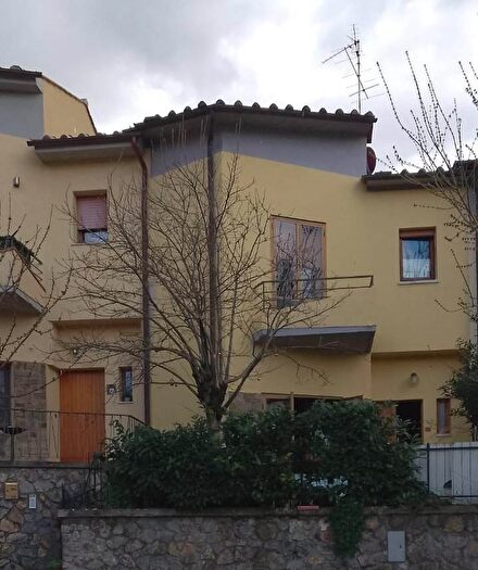 Appartamento con 5 locali in vendita in San Gimignano