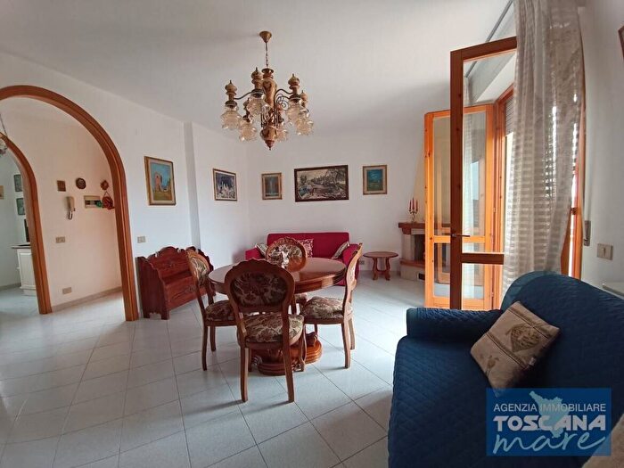 Appartamento quadrilocale in affitto in Centro, Castagneto Carducci