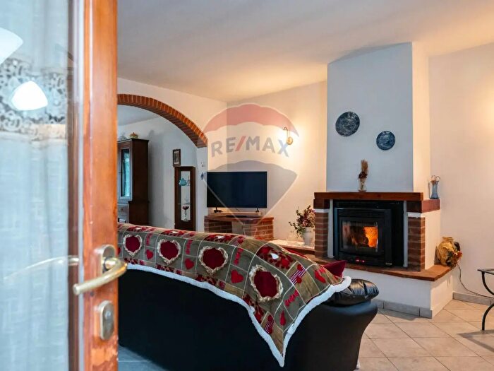 Casa quadrilocale in vendita in Via Naviglio, Sabbioneta