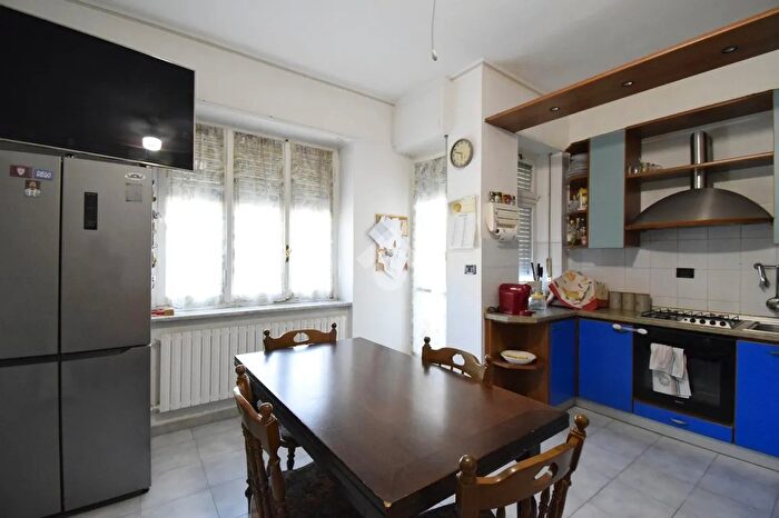 Appartamento trilocale in vendita in Corso Casale, Torino