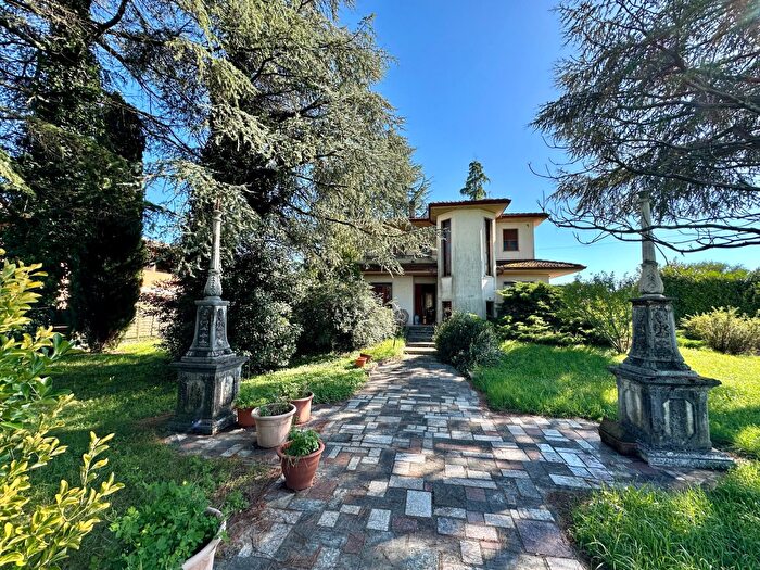 Casa con 6 locali in vendita in Gorizia