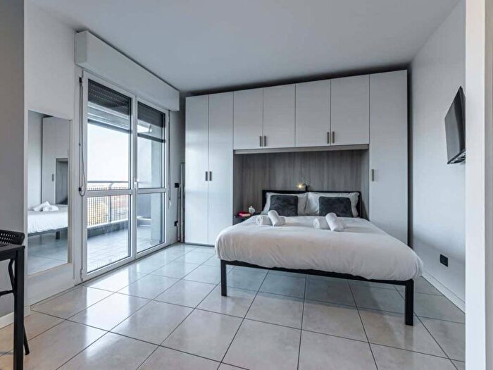 Appartamento in affitto in Via Enrico Cosenz, Bovisa, Milano