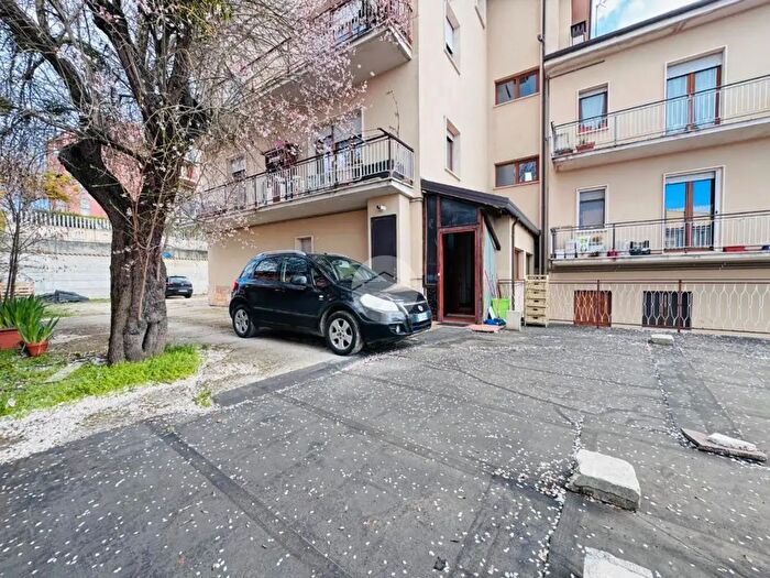 Appartamento bilocale in vendita in Via Scuola della Torretta, LAquila