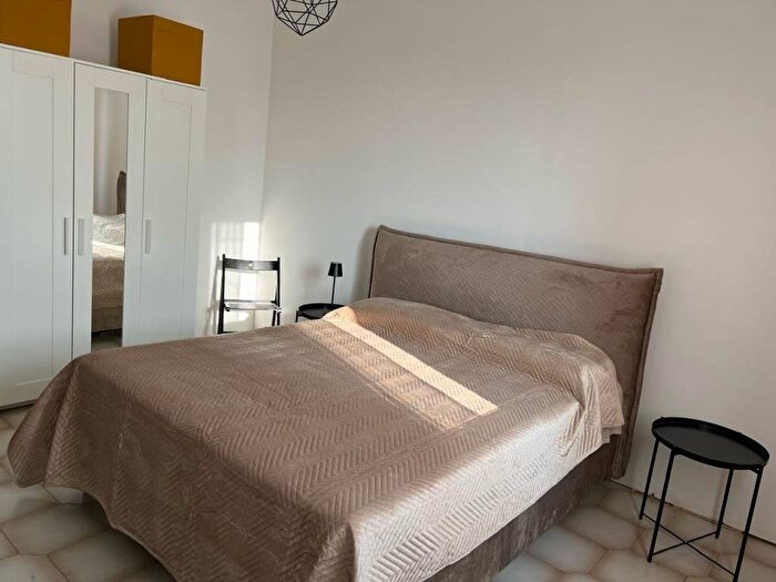 Appartamento trilocale in affitto in Via Francesco Petrarca, Centro, Cologno Monzese