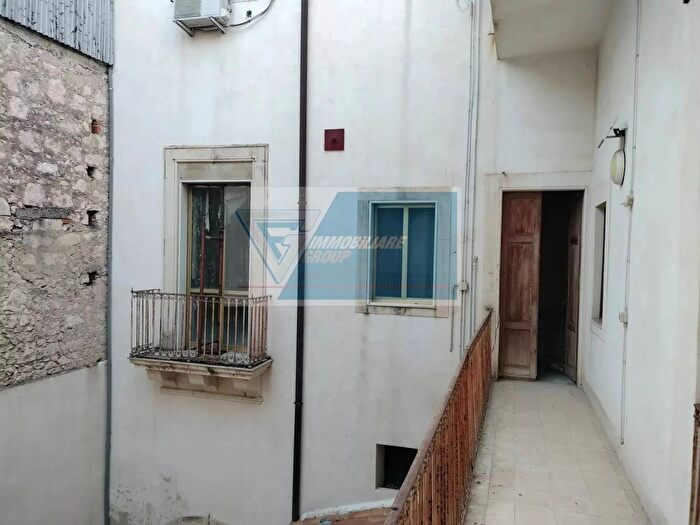 Appartamento con 6 locali in vendita in Siracusa