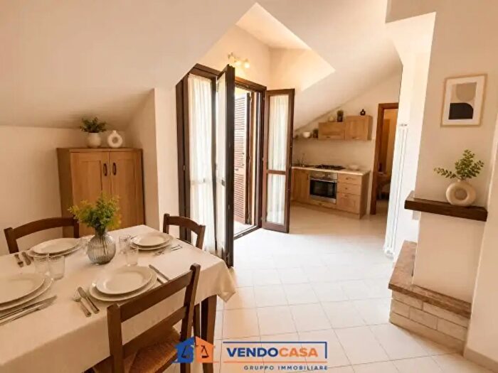 Appartamento trilocale in vendita in Via B E Maineri, Toirano