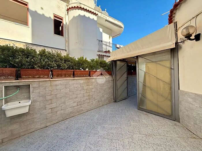 Appartamento trilocale in vendita in Via Cretaio, Casamicciola Terme