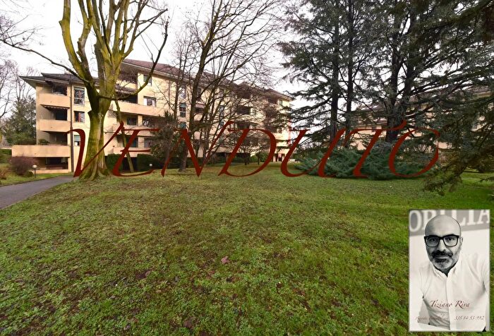 Appartamento quadrilocale in vendita in Via Angelo Farina Villasanta, Villasanta