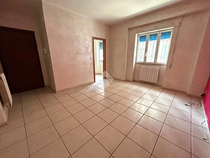 Appartamento trilocale in vendita in Via della Resistenza, Barletta