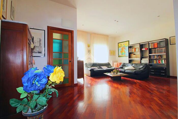 Appartamento quadrilocale in vendita in Via Emanuele E Giuseppe Cavalli, Lucera