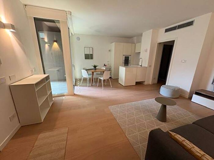 Appartamento bilocale in affitto in Via Luigi Giuseppe Faravelli, Sempione, Milano