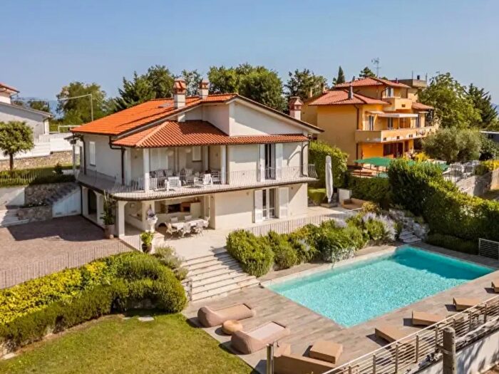 Casa con 5 locali in vendita in Via Ghianda, Larciano