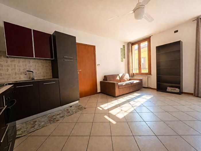 Appartamento bilocale in affitto in Via Padre Luigi Monti, Saronno