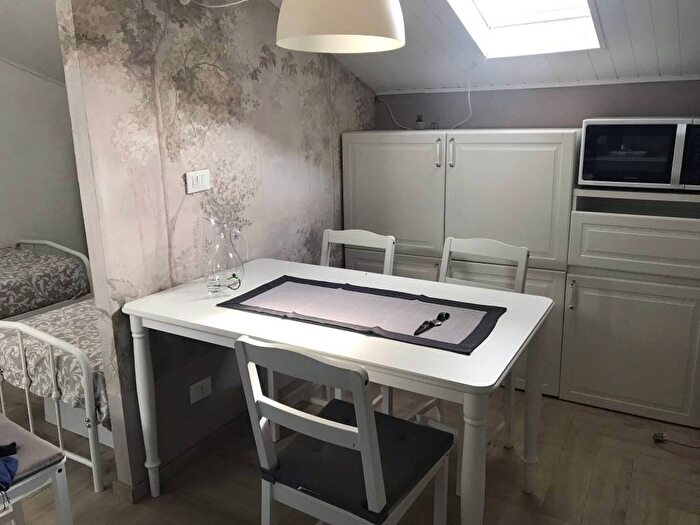 Appartamento monolocale in affitto in Via Santa Chiara, Santo, Padova