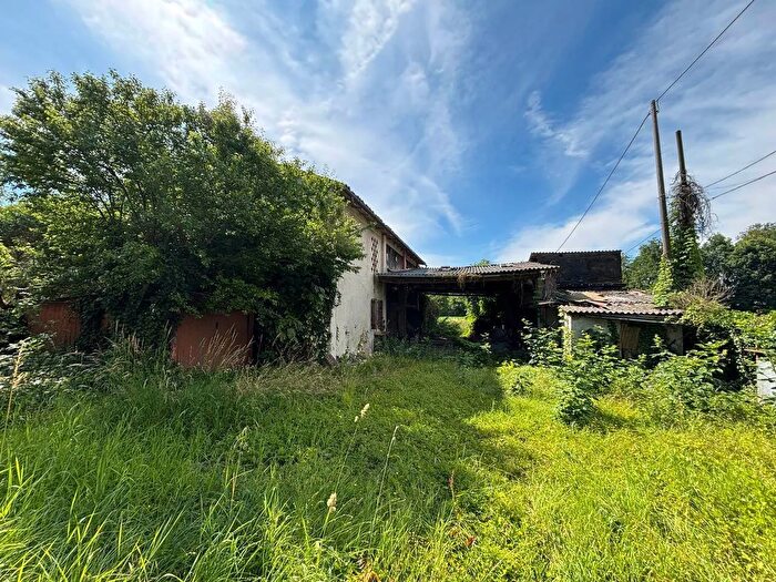 Casa con 10 locali in vendita in Strada delle Brugnole Noale, Noale