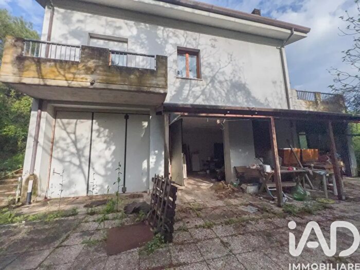 Casa con 8 locali in vendita in Strada delle Saline, Senigallia