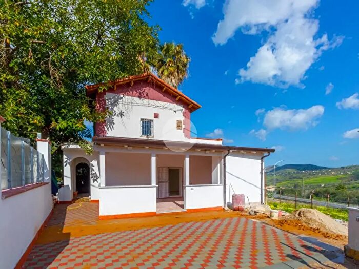 Casa trilocale in vendita in Corso IV Aprile, Misilmeri