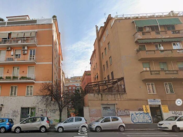 Appartamento monolocale in affitto in Via Acqui, Re di Roma, Roma
