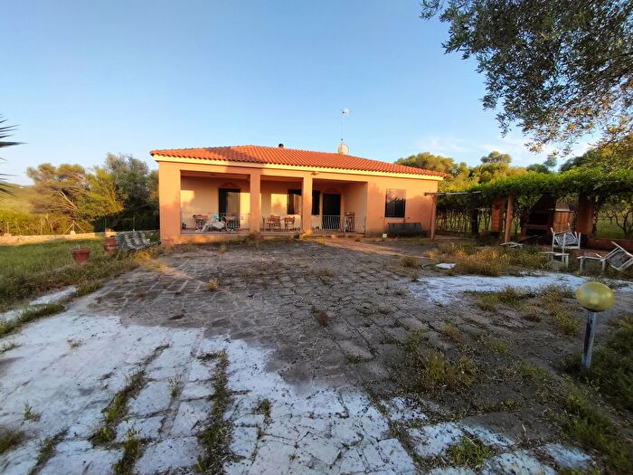 Casa con 5 locali in vendita in Alghero