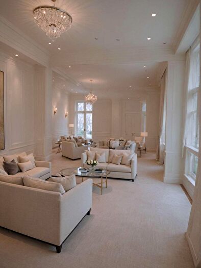 Appartamento con 7 locali in vendita in Via Cavour, Varese