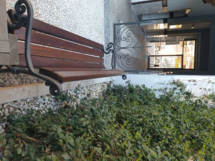 Appartamento bilocale in affitto in Via Ugo Bassi, Isola, Milano