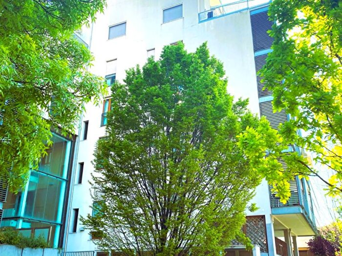 Appartamento trilocale in affitto in Via Luciano Bausi, Porta al Prato San Jacopino, Firenze