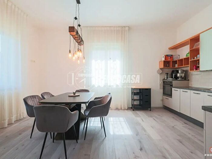 Casa con 5 locali in vendita in Via della Ferrovia, Ravenna