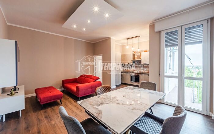 Appartamento quadrilocale in vendita in Via Cesare Battisti, Medicina