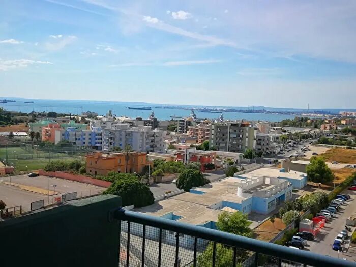 Appartamento trilocale in vendita in Via Lago di Pergusa, Taranto