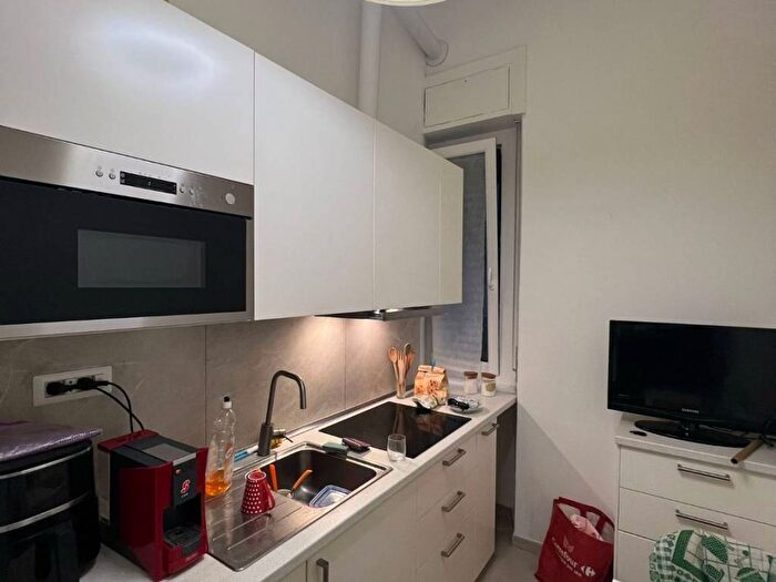 Appartamento trilocale in affitto in Via Olindo Guerrini, Città Studi, Milano