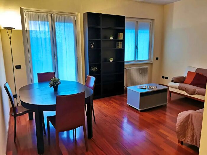 Appartamento in affitto in Via Meloria, Milano