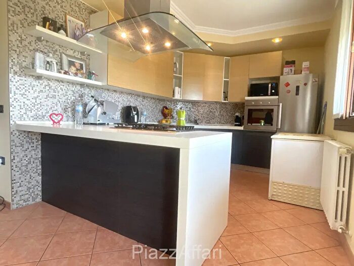 Appartamento trilocale in vendita in Via Giuseppe Mazzini, Pontelongo