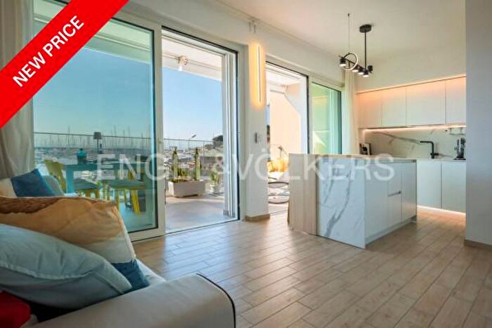 Appartamento bilocale in vendita in Via Savona, Varazze