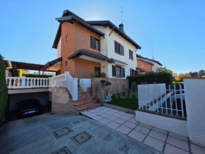 Casa con 5 locali in vendita in Via Fabio Filzi, Gallarate