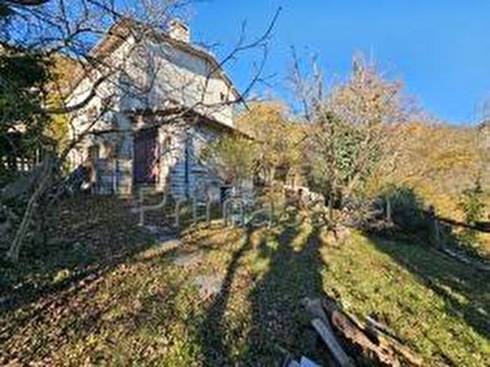 Casa con 6 locali in vendita in Località Moccoli, Fumane