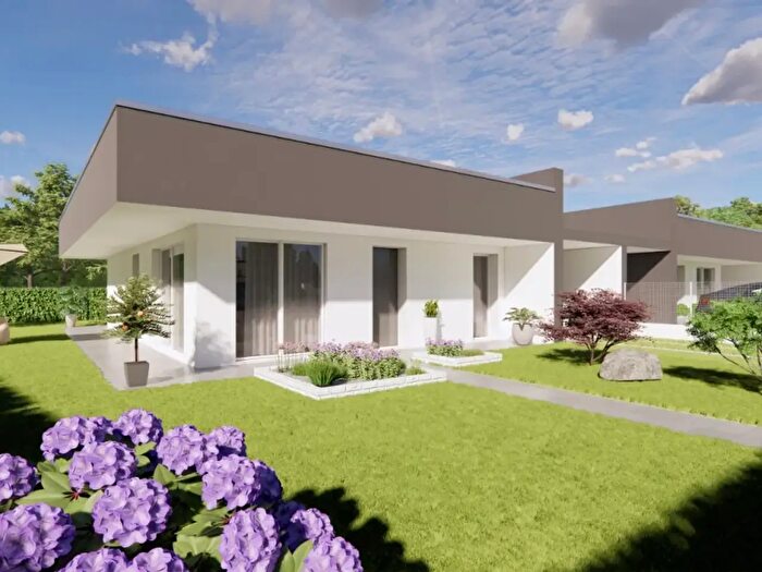 Casa quadrilocale in vendita in Via Roma, Brugine