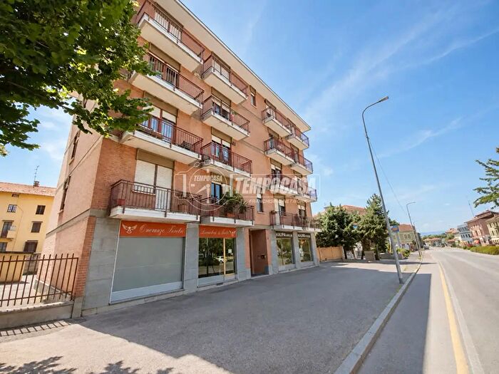 Appartamento quadrilocale in vendita in Via Ivrea, Biella