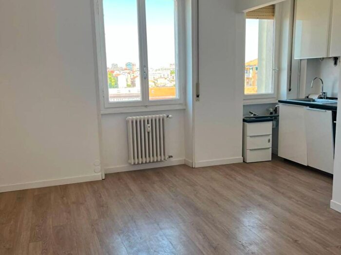 Appartamento trilocale in affitto in Via Generale Giuseppe Govone, Ghisolfa Mac Mahon, Milano