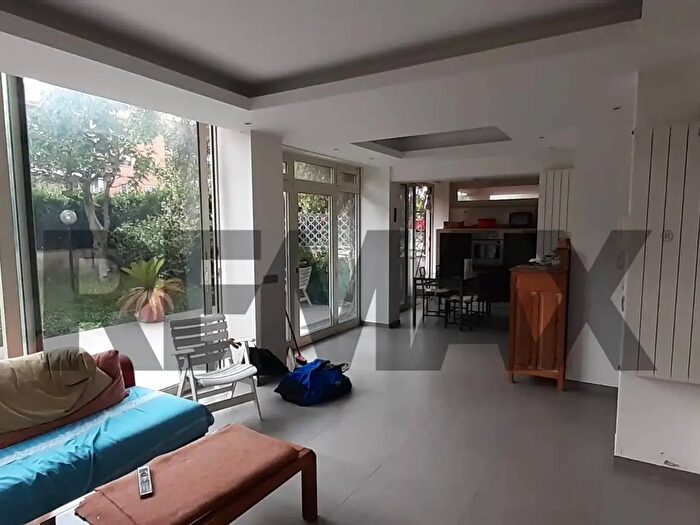 Casa trilocale in vendita in Roma