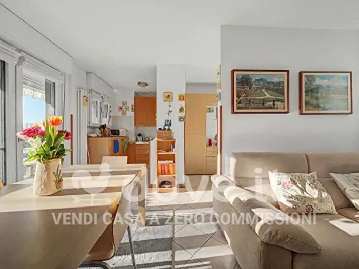 Appartamento bilocale in vendita in Piazza Giovanni XXIII, Cesano Boscone