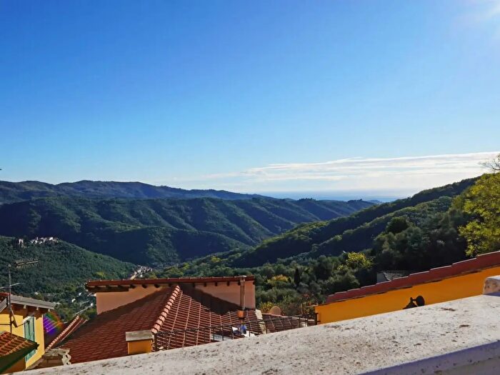 Appartamento trilocale in vendita in Piazza Santi Gervasio E Protasio, Prela