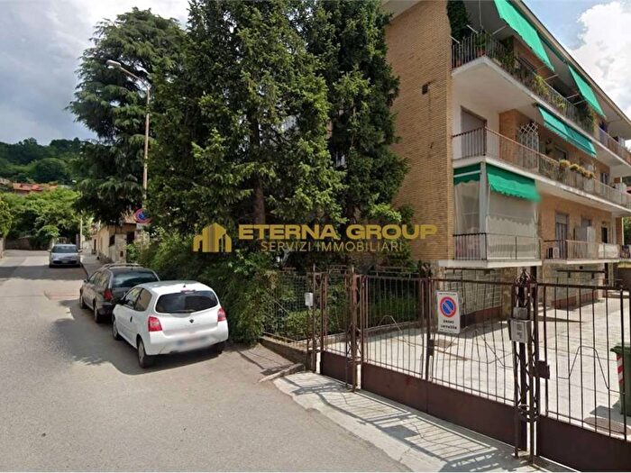 Appartamento trilocale in affitto in Strada Rebaude, Santa Brigida, Moncalieri