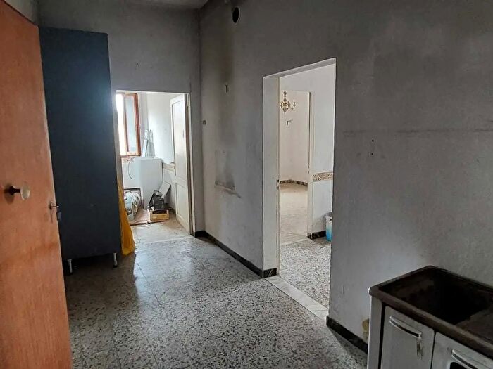 Appartamento quadrilocale in vendita in Via Amos Cassioli, Asciano
