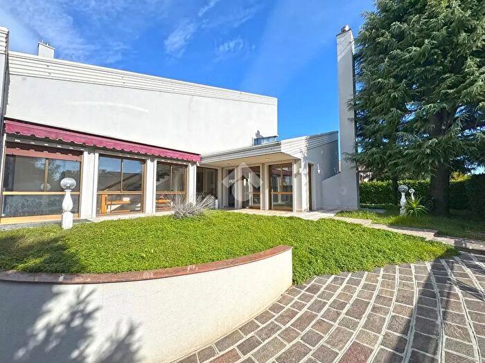 Casa con 7 locali in vendita in Via Andrea Palladio, Curtarolo