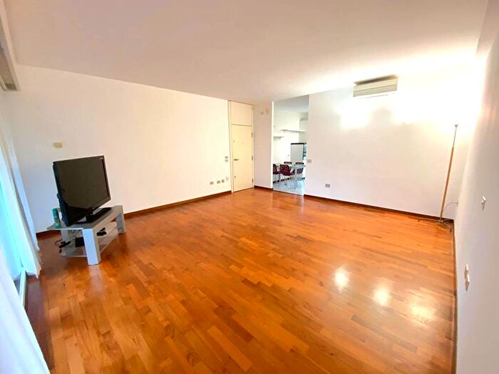 Appartamento quadrilocale in affitto in Via Cristoforo Colombo, Milano, Basiglio