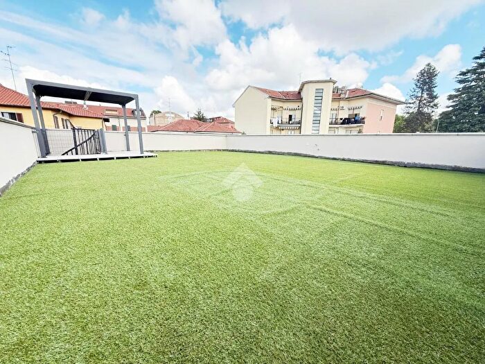 Appartamento trilocale in vendita in Via Cesare Battisti, Cislago