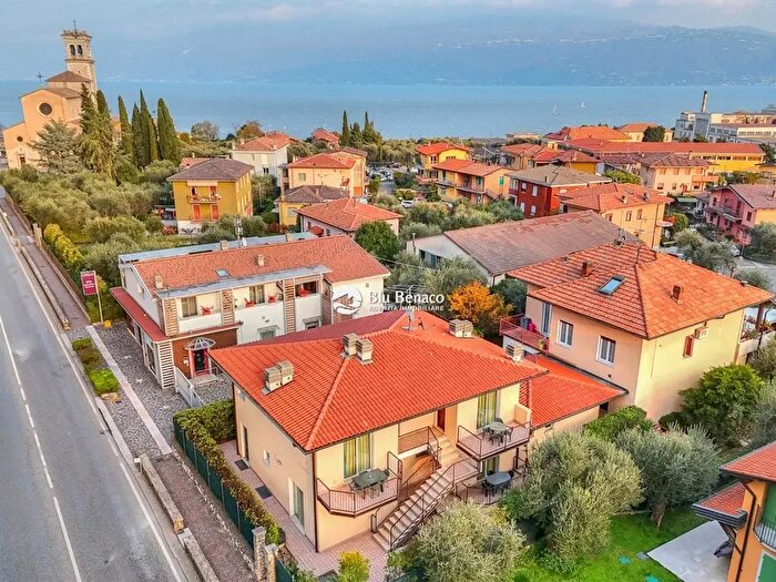 Appartamento bilocale in vendita in Via Statale, Toscolano Maderno