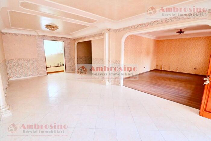 Casa con 5 locali in vendita in Via del Cassano, Casavatore